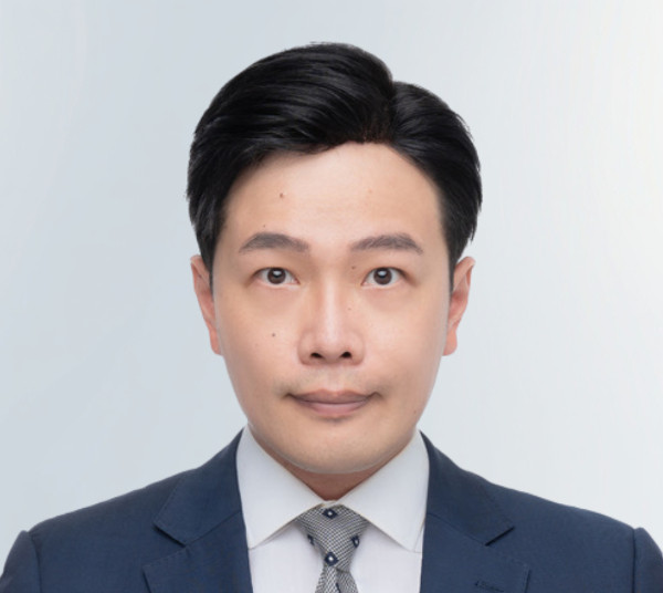 顏嘉亮 會計師