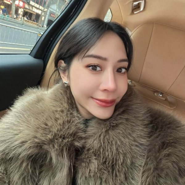 拍照臉頰不會再有凹陷、疲憊感 | AestheFill艾麗斯精靈針