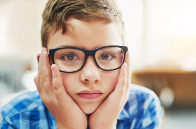 孩子不回話不是叛逆，而是他不敢說